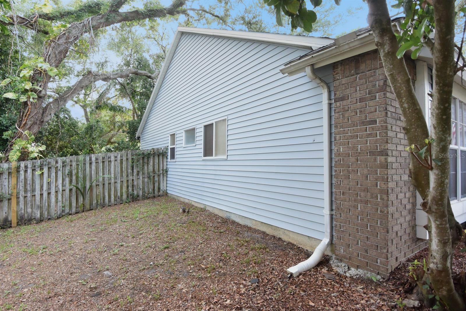 1672 Countrywood, Tarpon Springs, FL 34689