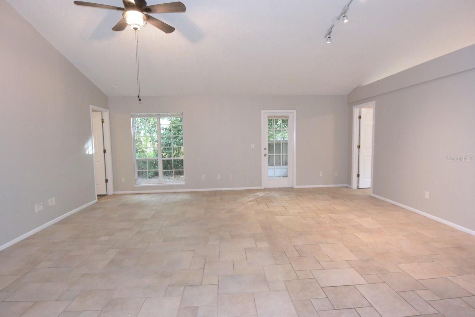 1672 Countrywood, Tarpon Springs, FL 34689