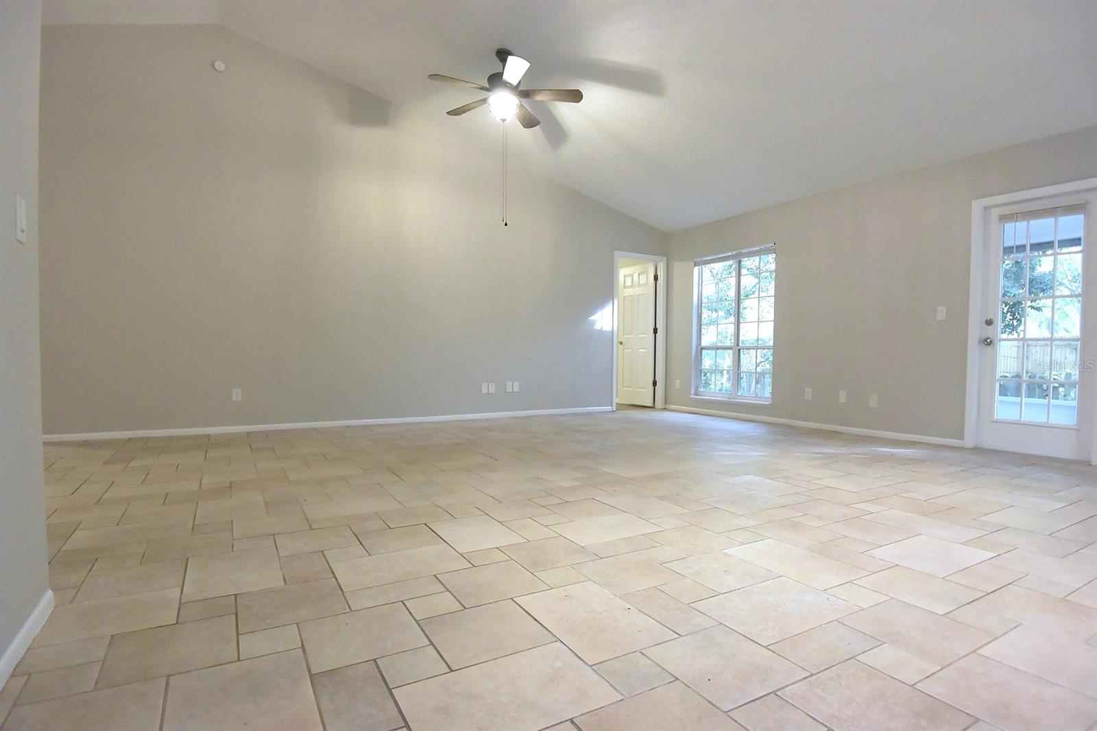 1672 Countrywood, Tarpon Springs, FL 34689
