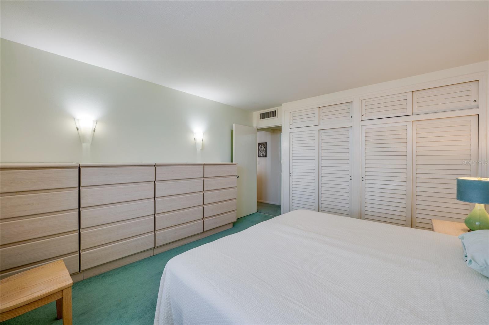2800 Atlantic Unit 1009, Daytona Beach, FL 32118