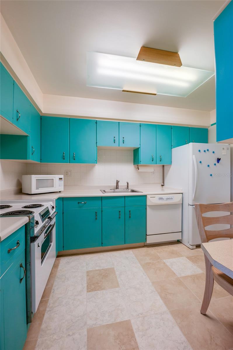 2800 Atlantic Unit 1009, Daytona Beach, FL 32118