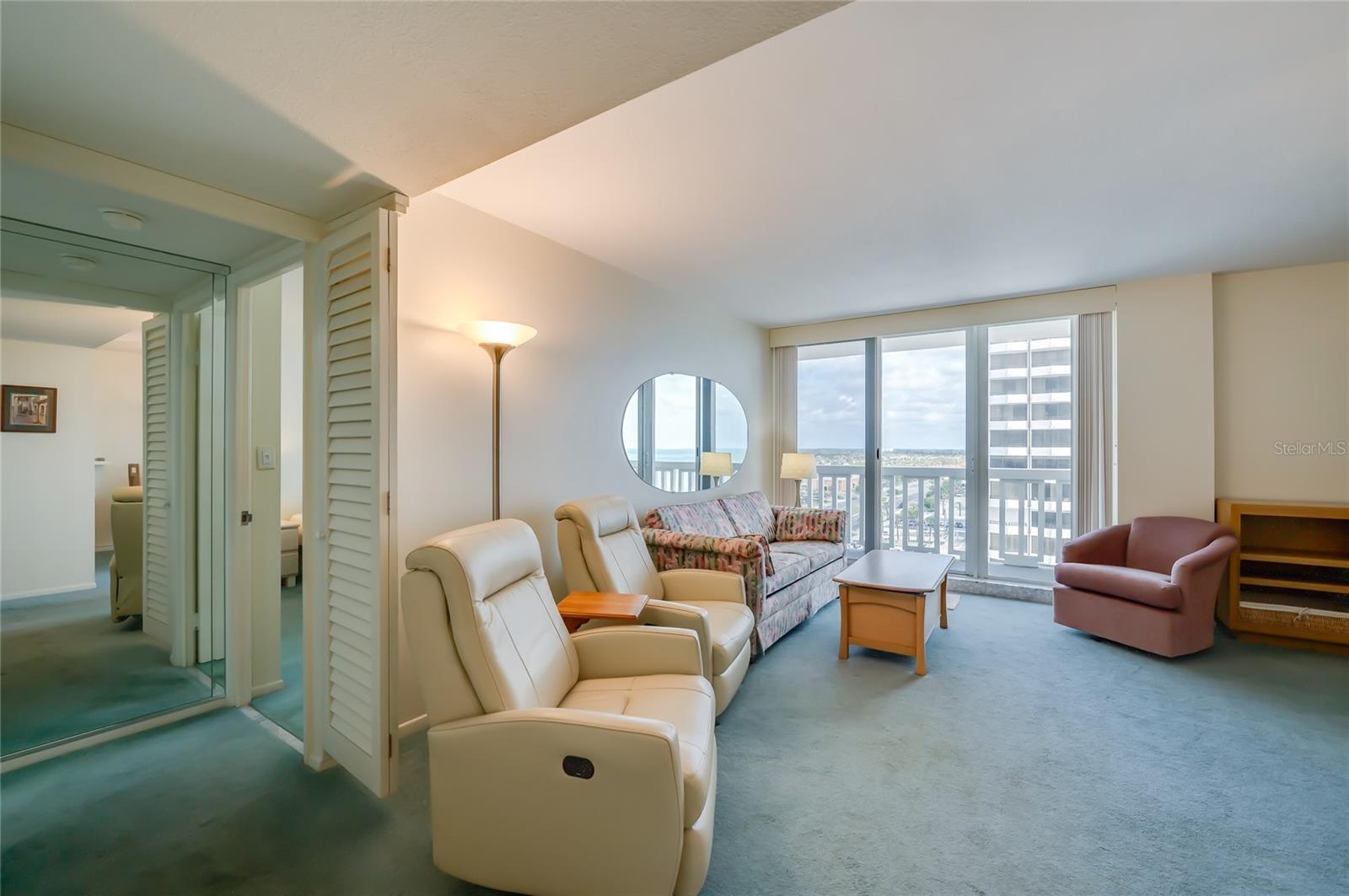 2800 Atlantic Unit 1009, Daytona Beach, FL 32118