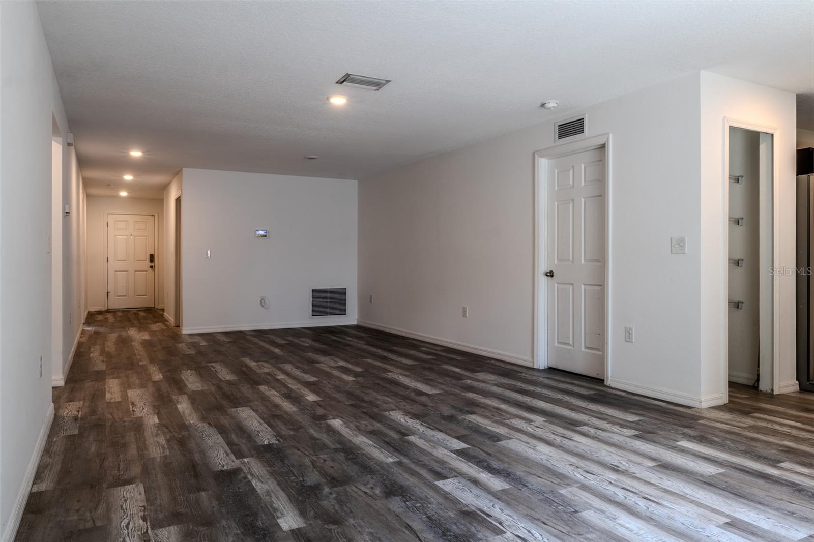 10205 Carp Hollow, Sun City Center, FL 33573