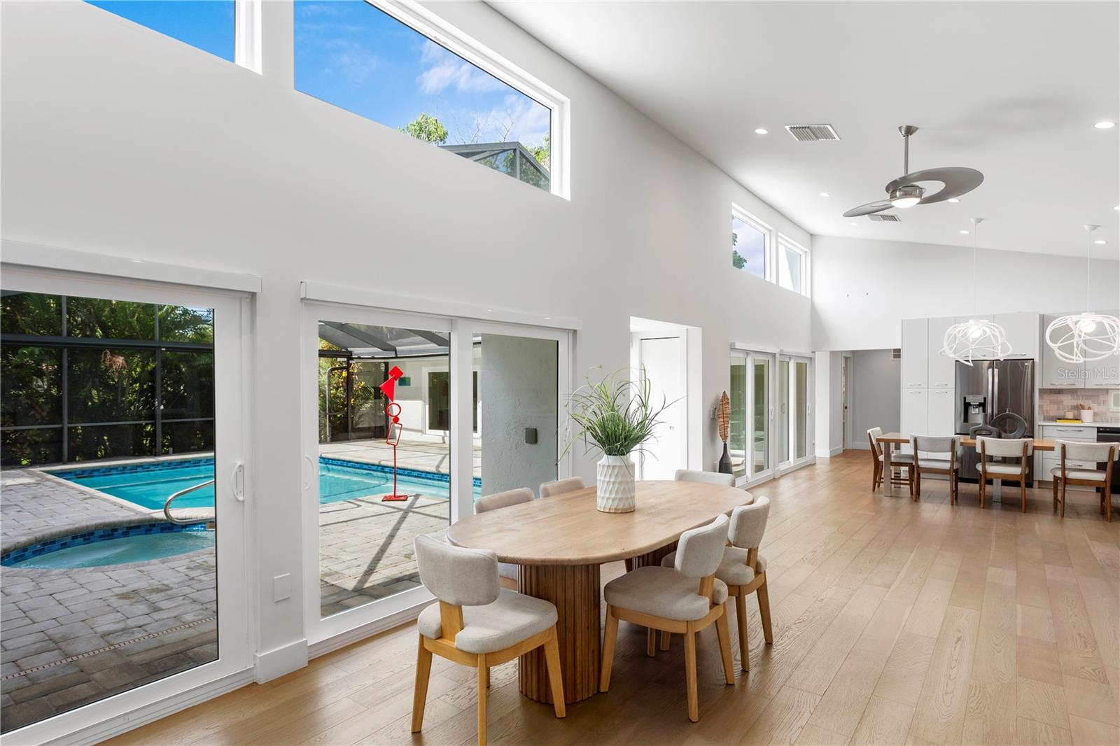 1428 Pine Bay, Sarasota, FL 34231