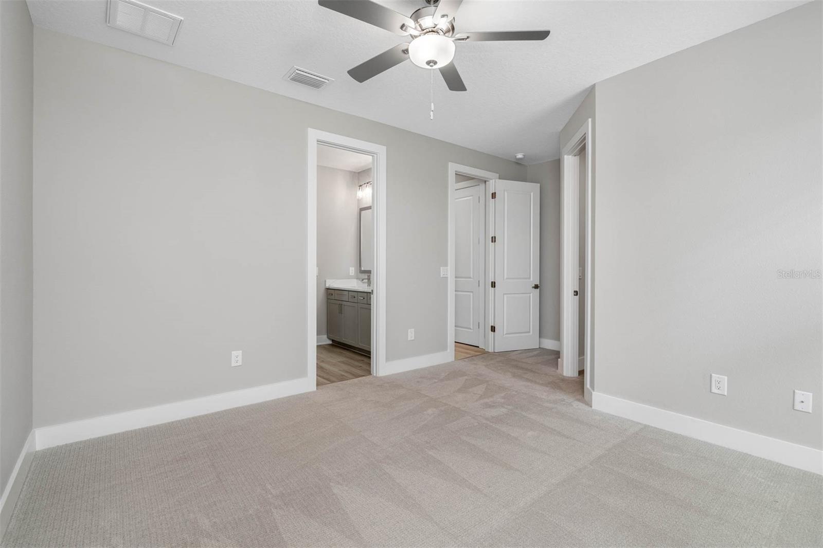 13063 Oldenburg, Hudson, FL 34667