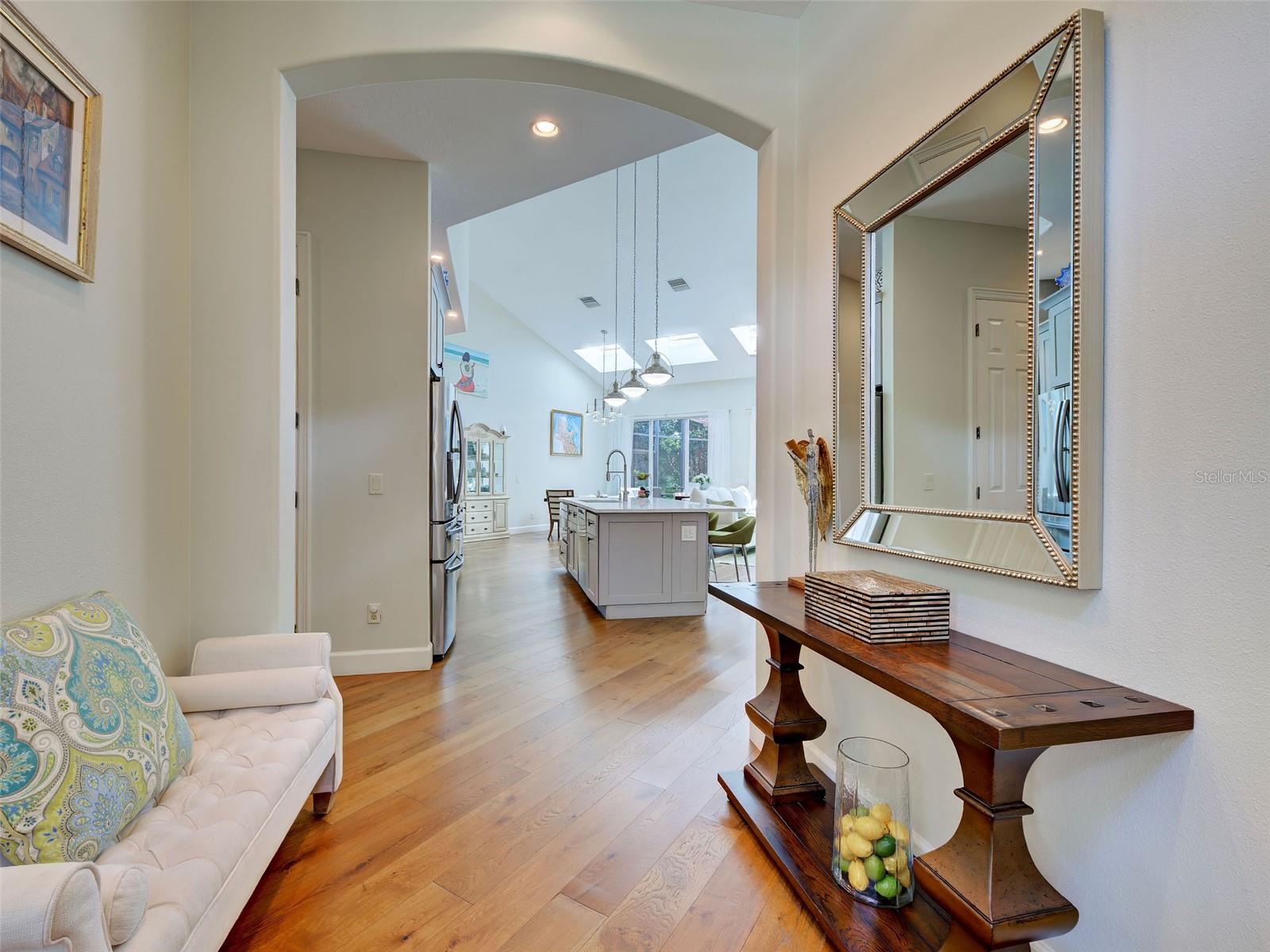 5026 Hanging Moss, Sarasota, FL 34238