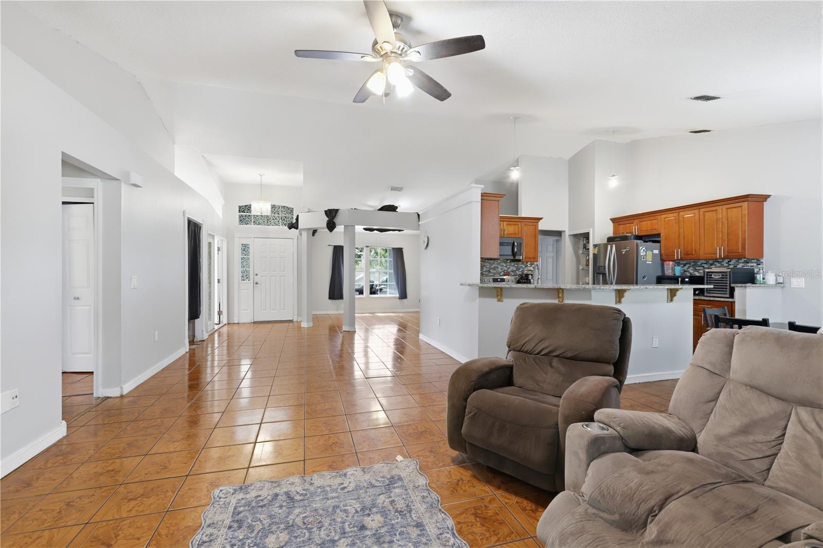 725 9th, Deltona, FL 32725