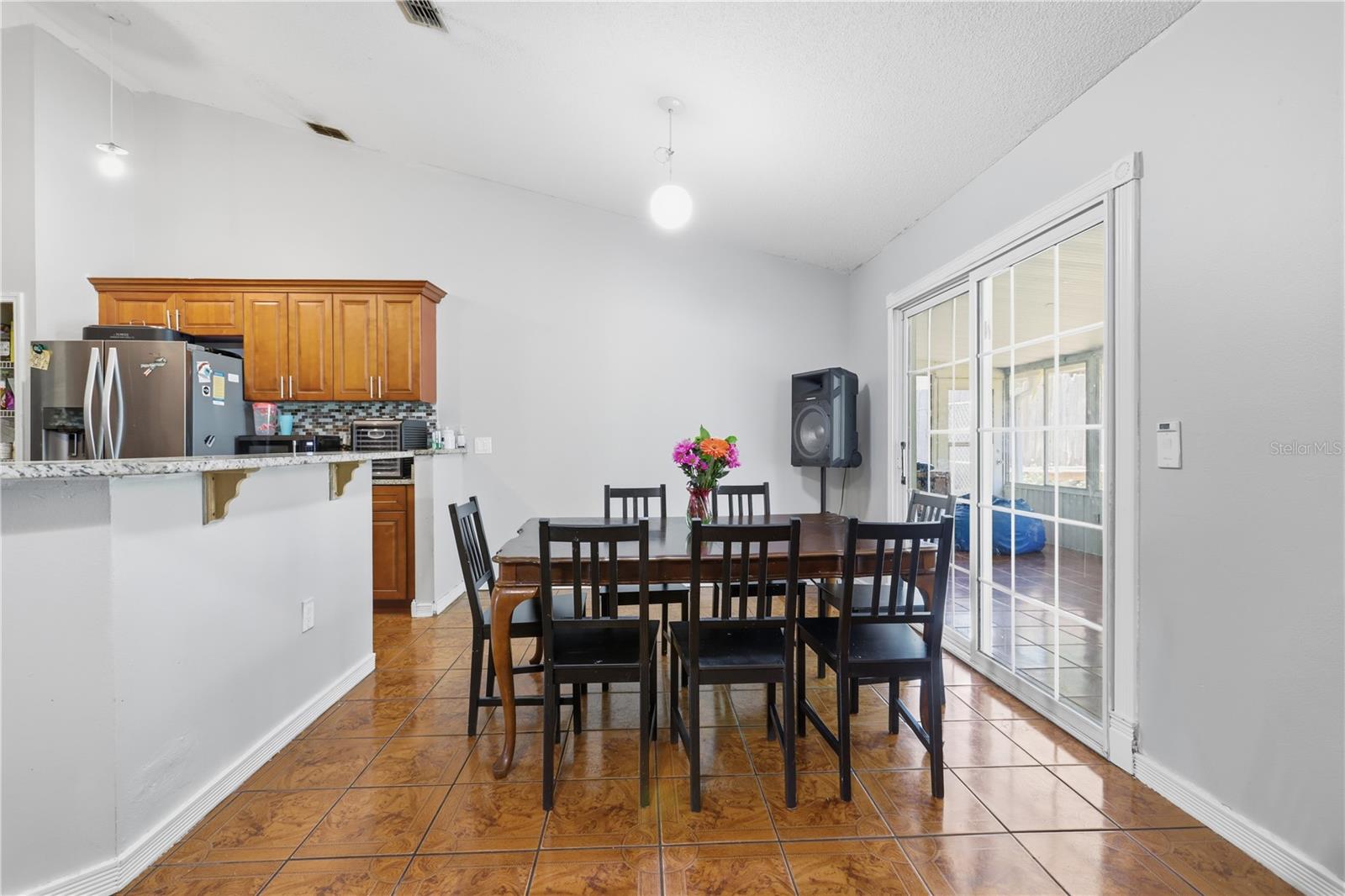 725 9th, Deltona, FL 32725