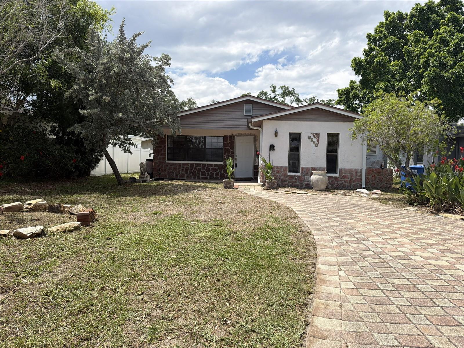 1835 Maryland, St Petersburg, FL 33703