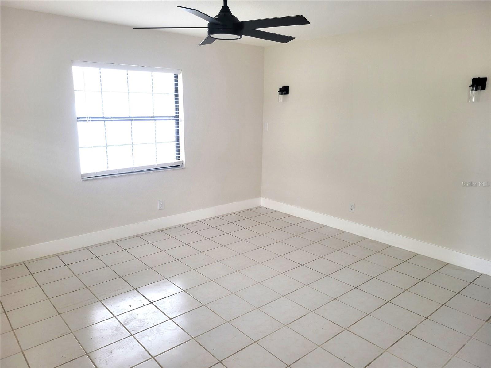 1835 Maryland, St Petersburg, FL 33703