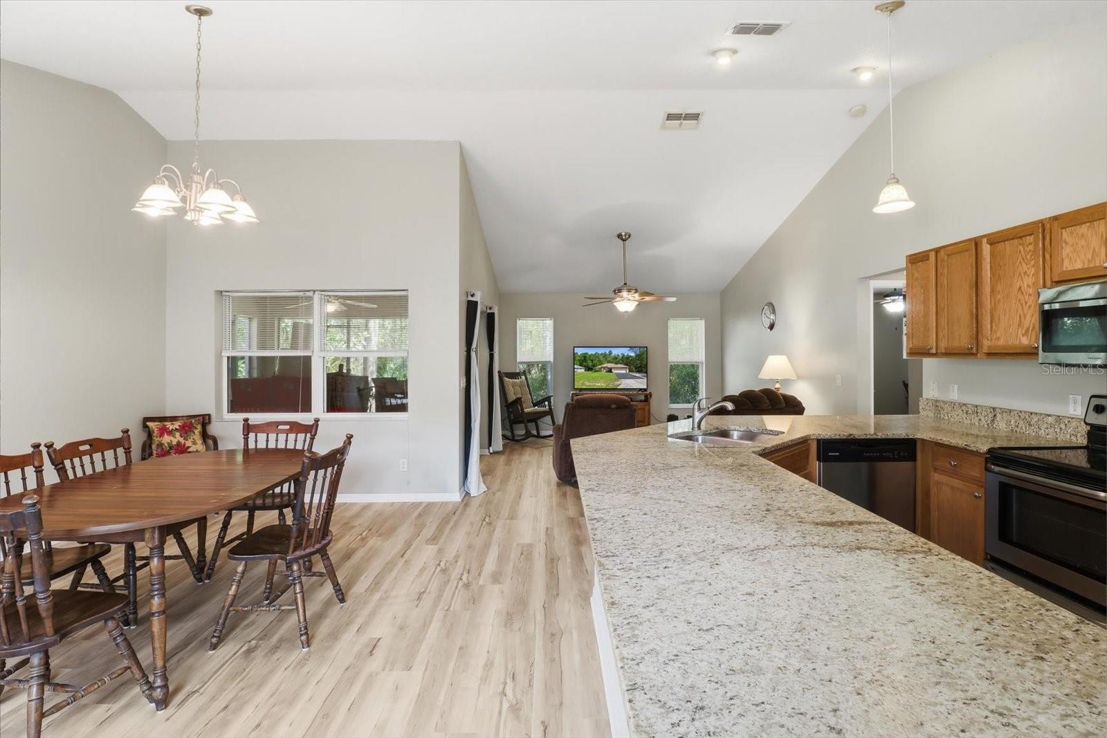 9735 Dunnellon, Crystal River, FL 34428