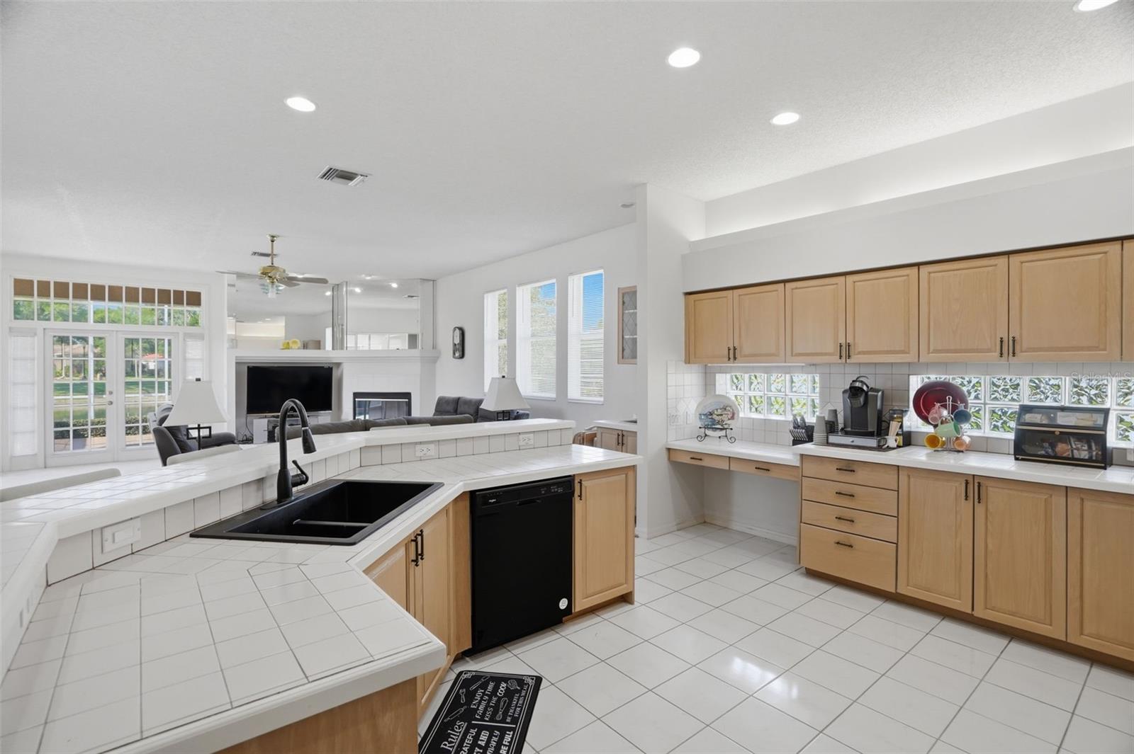3166 Sterling, Tarpon Springs, FL 34688