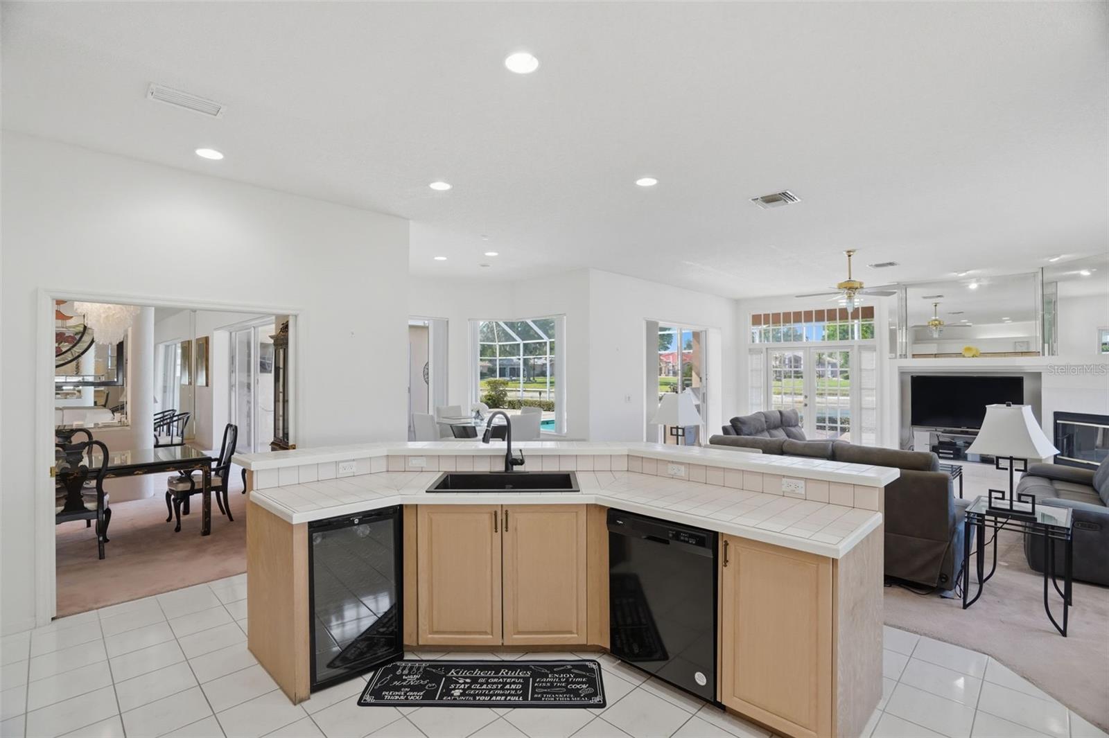 3166 Sterling, Tarpon Springs, FL 34688