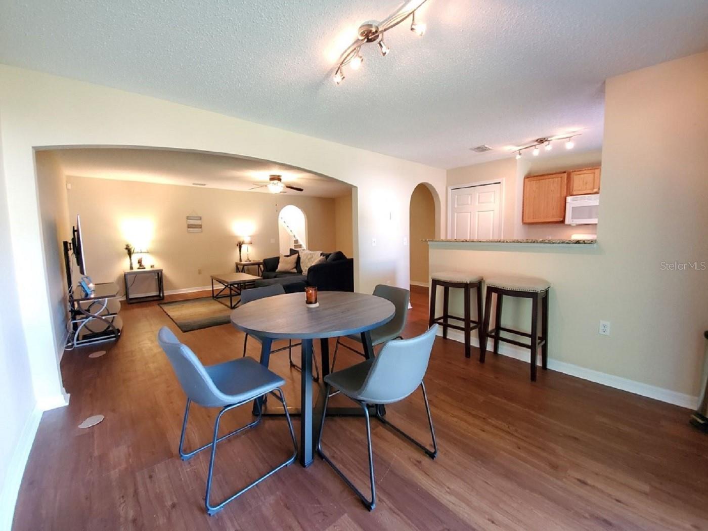 9870 Ashburn Lake, Tampa, FL 33610