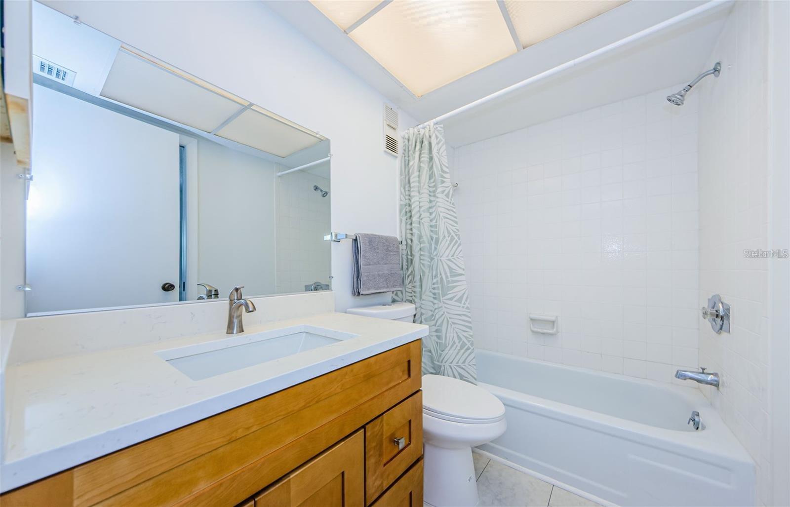 2650 Countryside Unit F110, Clearwater, FL 33761
