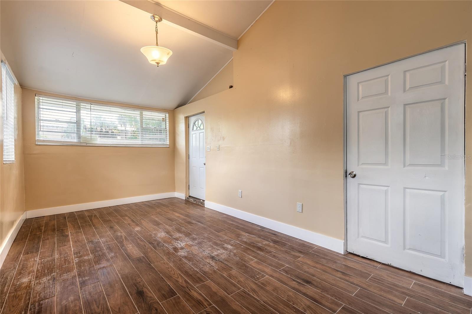 730 Flanders, Daytona Beach, FL 32114