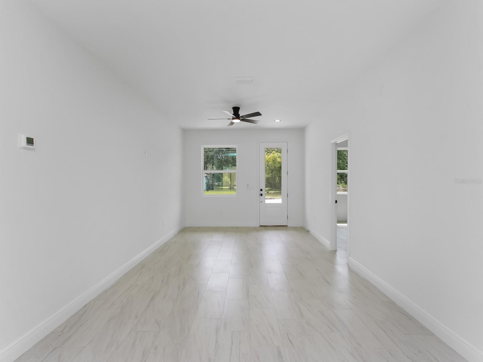 2048 Dixie, Sanford, FL 32771