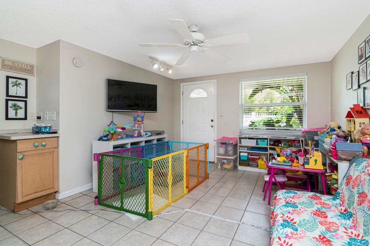 10532 67th, Seminole, FL 33772