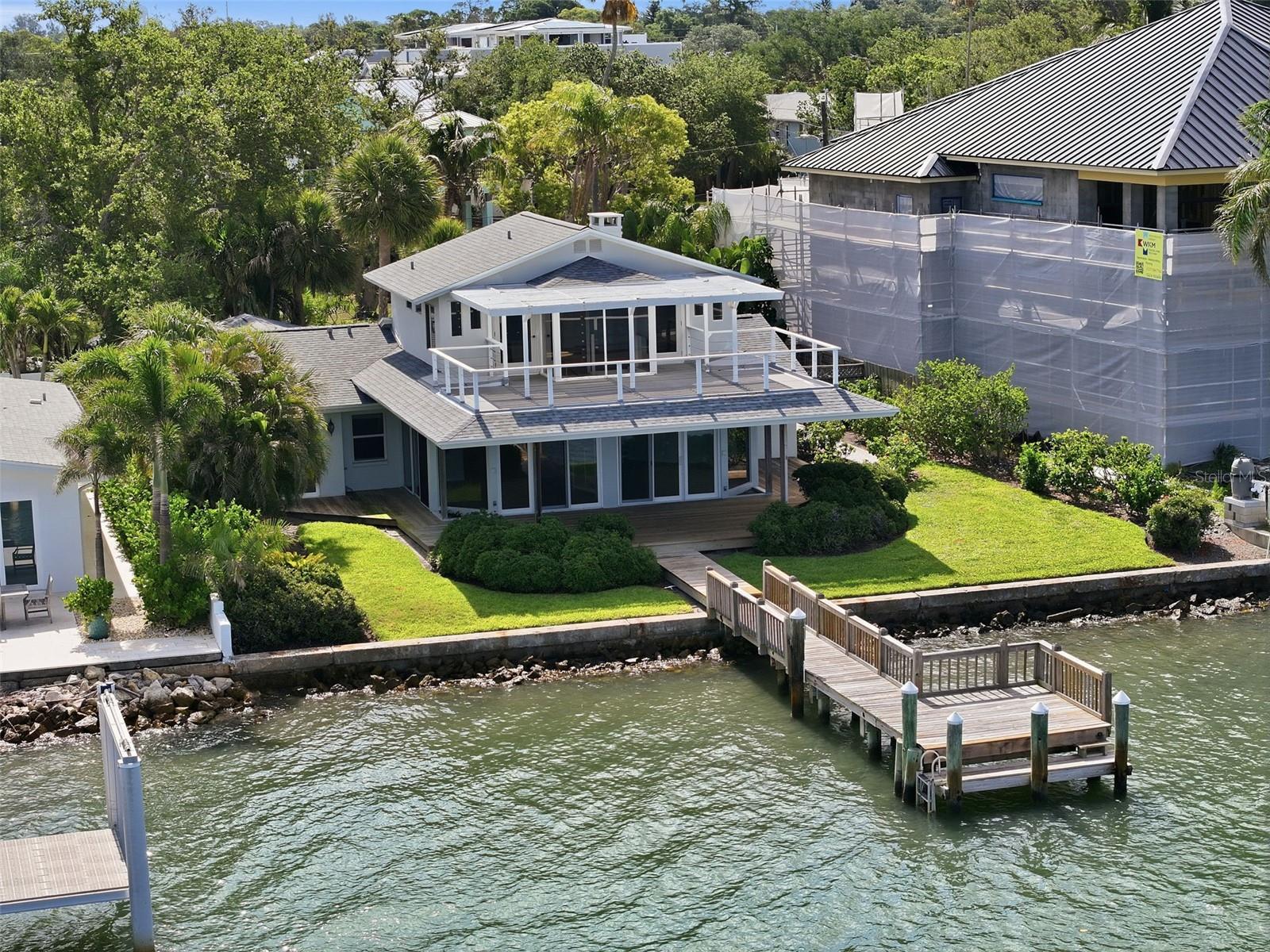 1832 Venetian Point, Clearwater, FL 33755