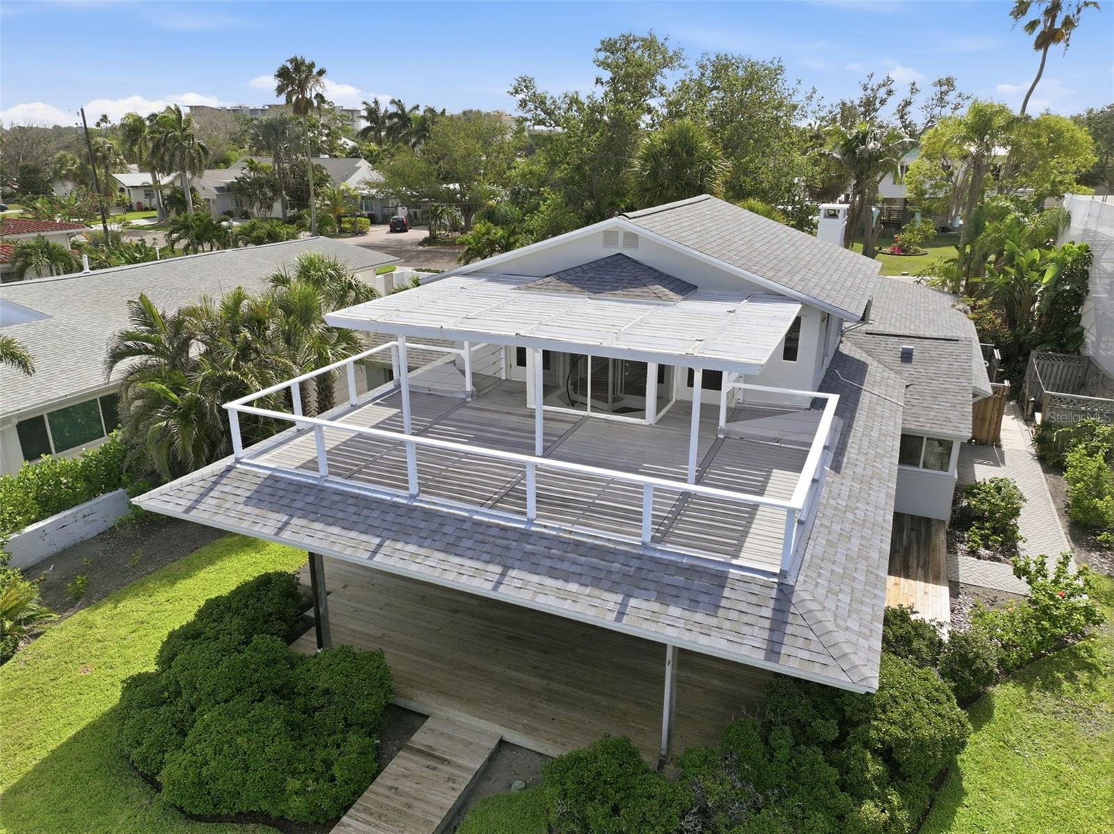1832 Venetian Point, Clearwater, FL 33755