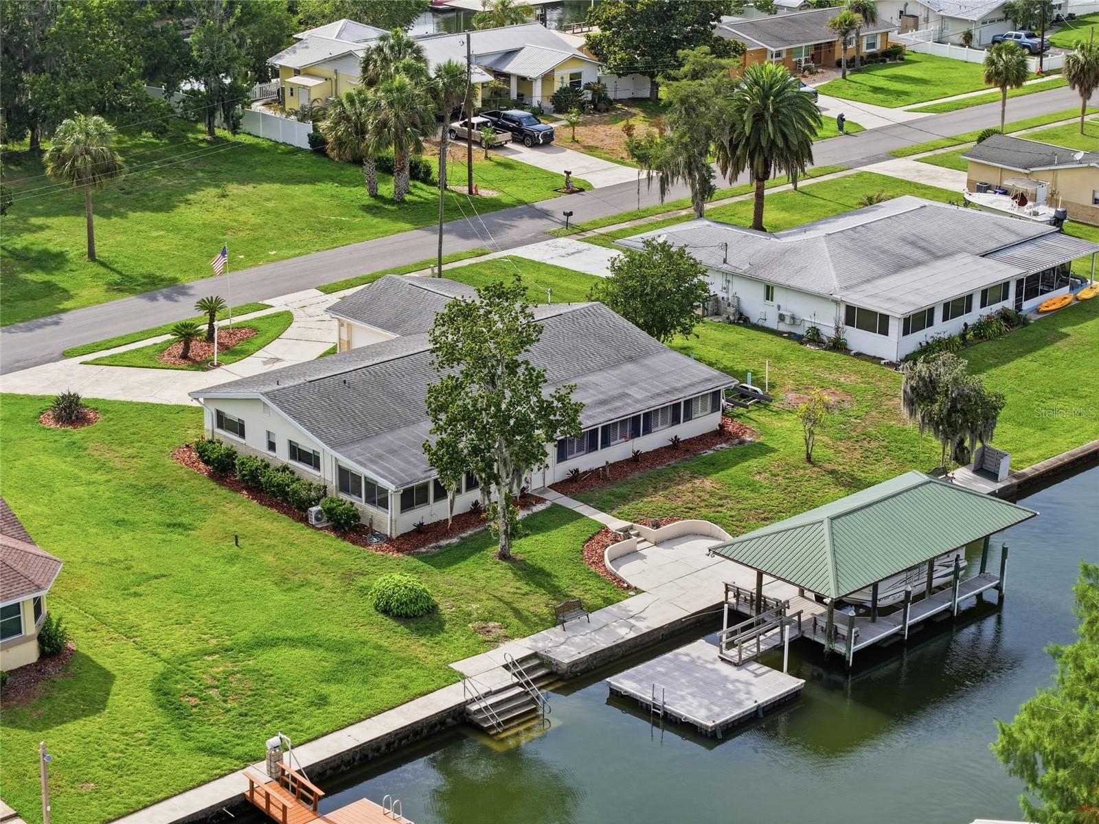 1401 Paradise, Crystal River, FL 34429