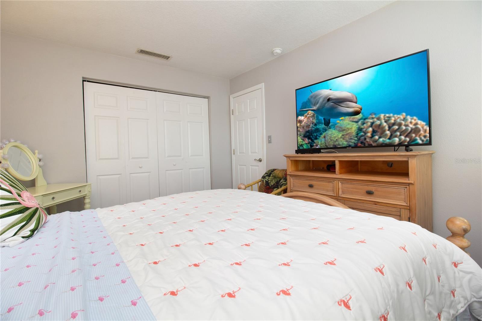 5282 Beach Unit Apt D, St Petersburg, FL 33705