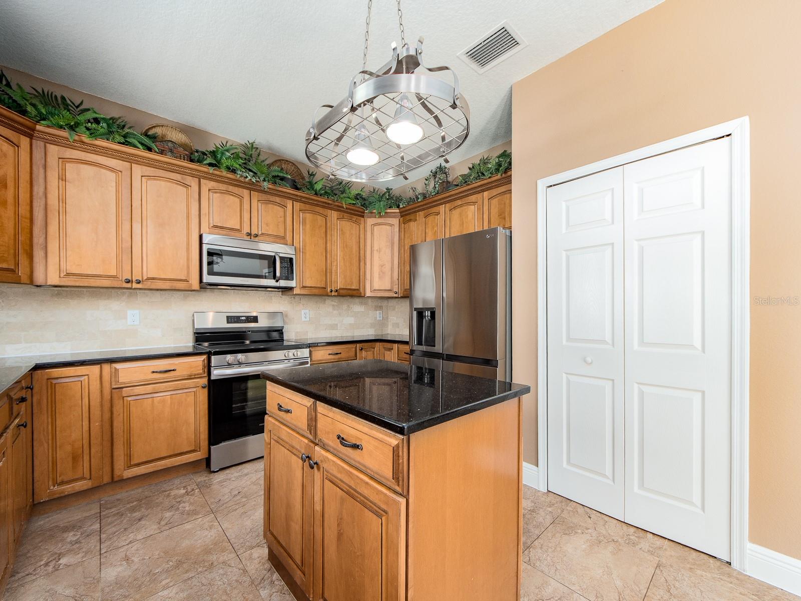 3256 Bentley, Palm Harbor, FL 34684