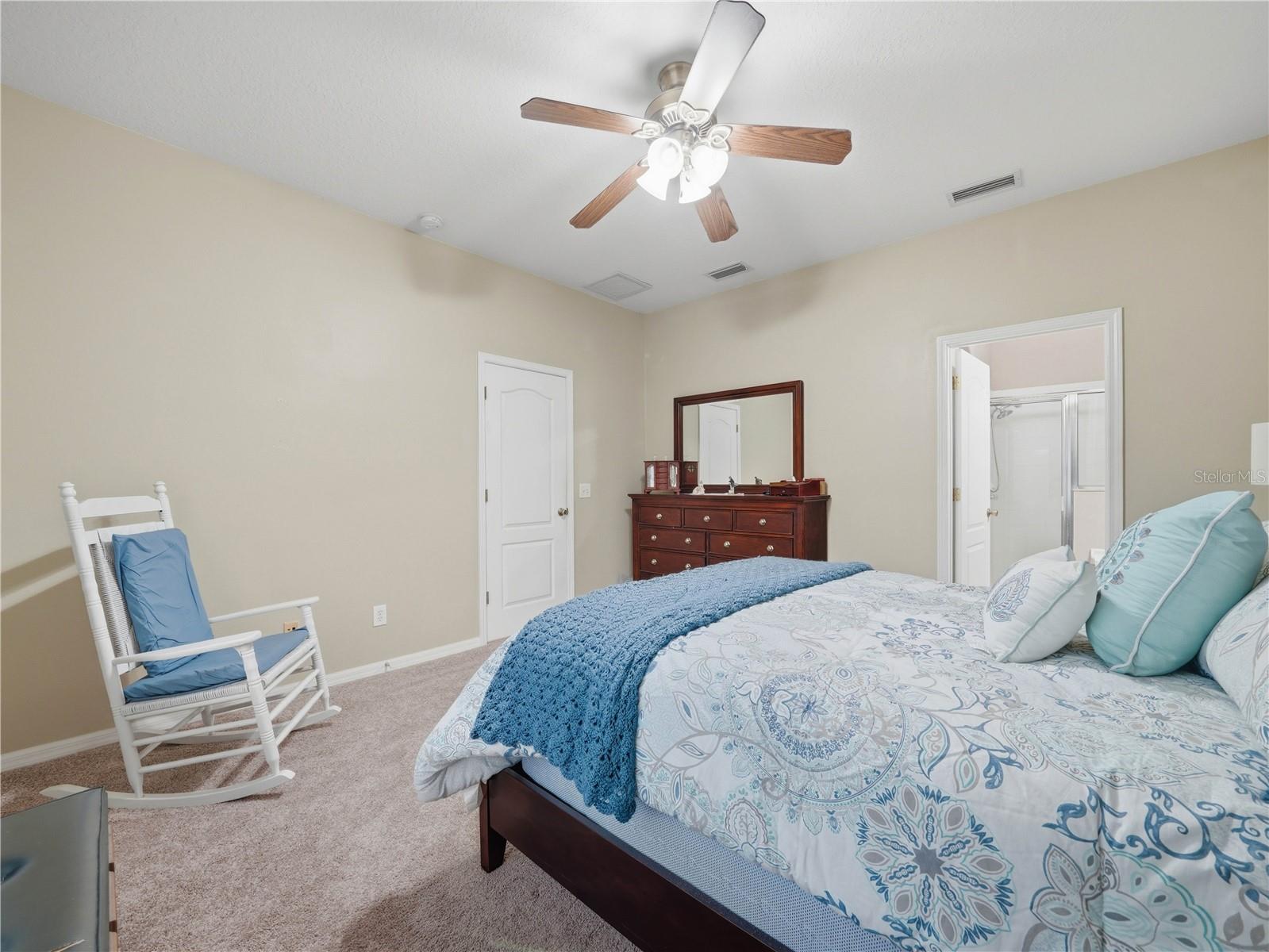 6936 Surrey Oak, Apollo Beach, FL 33572