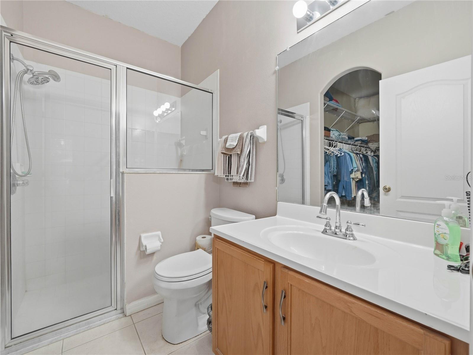 6936 Surrey Oak, Apollo Beach, FL 33572