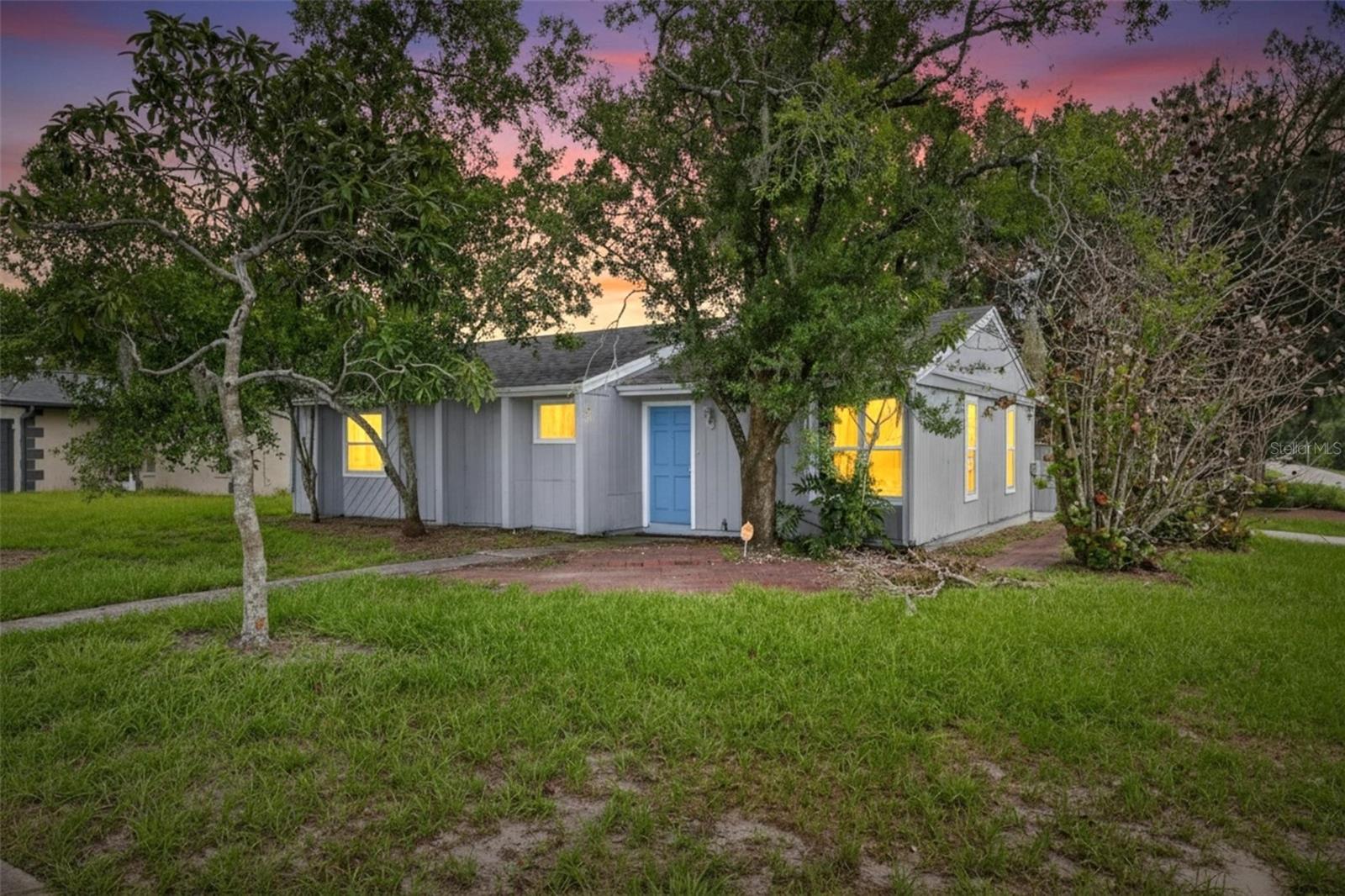 5001 Whiteway, Tampa, FL 33617