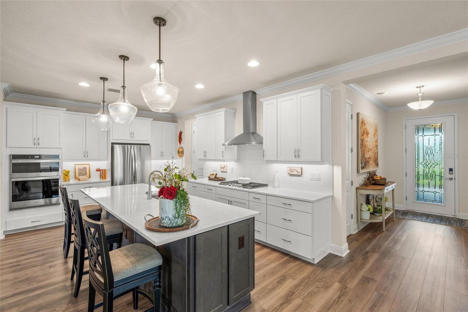 5773 Long Shore, Sarasota, FL 34238