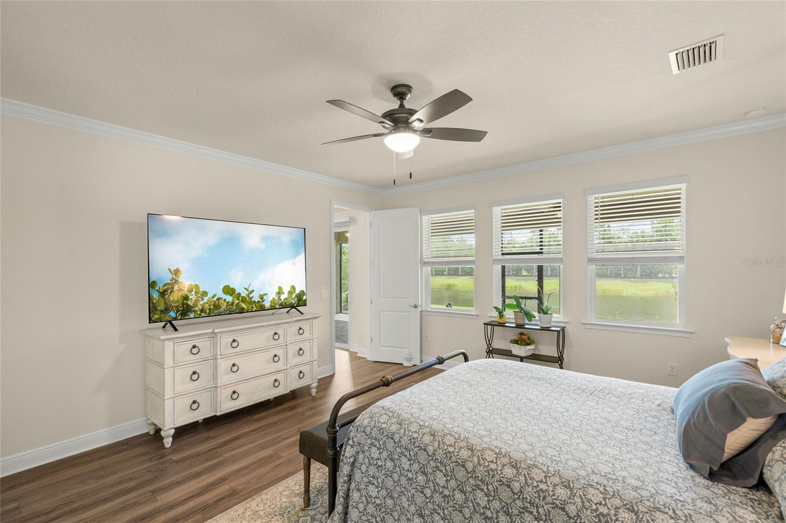 5773 Long Shore, Sarasota, FL 34238
