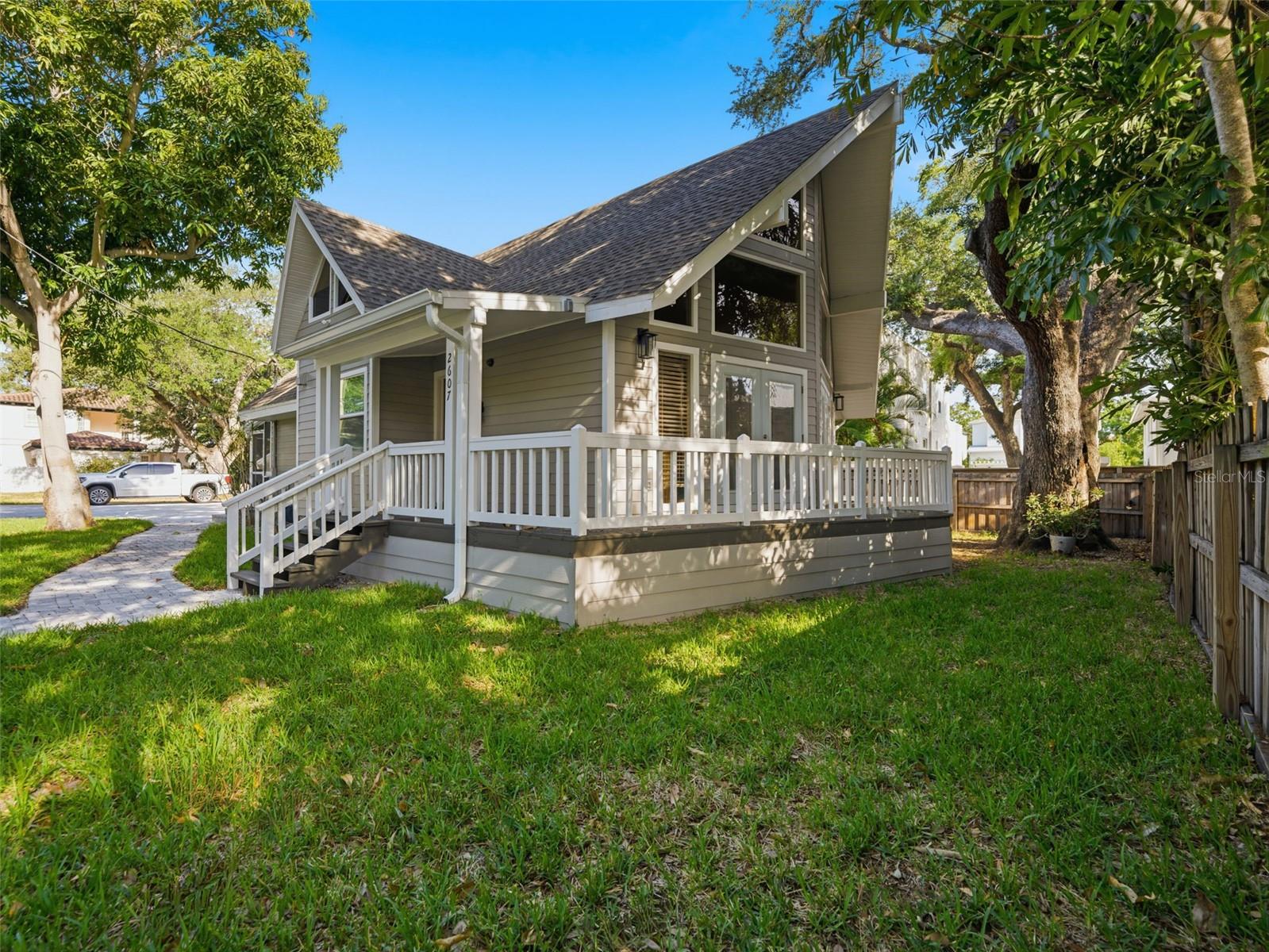 2607 Wyoming, Tampa, FL 33611