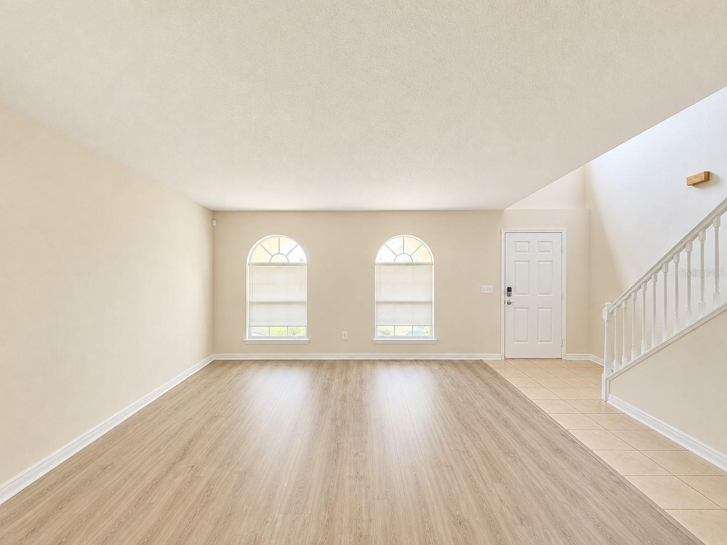 24301 6th, Newberry, FL 32669