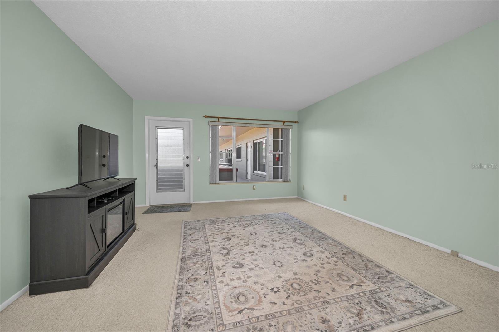 2072 Australia Unit 32, Clearwater, FL 33763