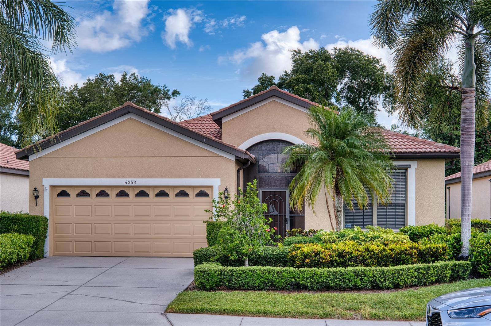 4252 Mackay Falls, Sarasota, FL 34243