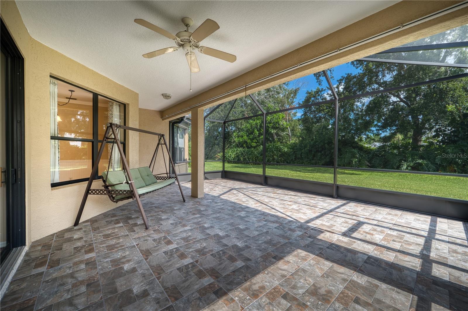 4252 Mackay Falls, Sarasota, FL 34243