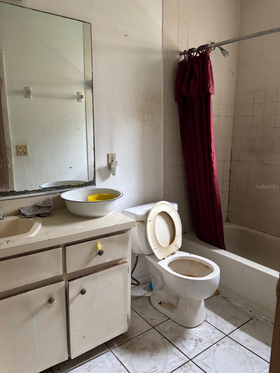 1014 37th, Orlando, FL 32805