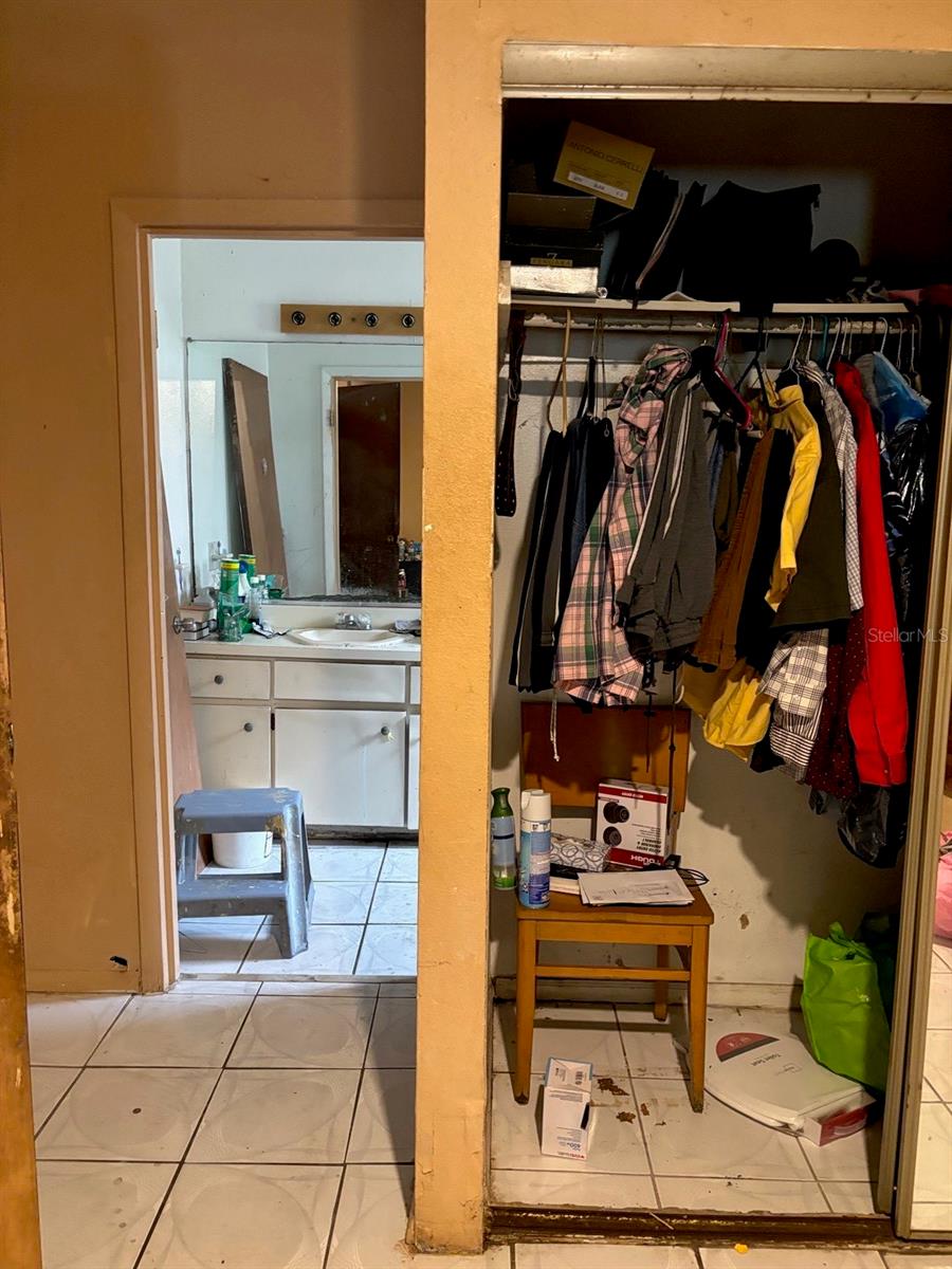 1014 37th, Orlando, FL 32805