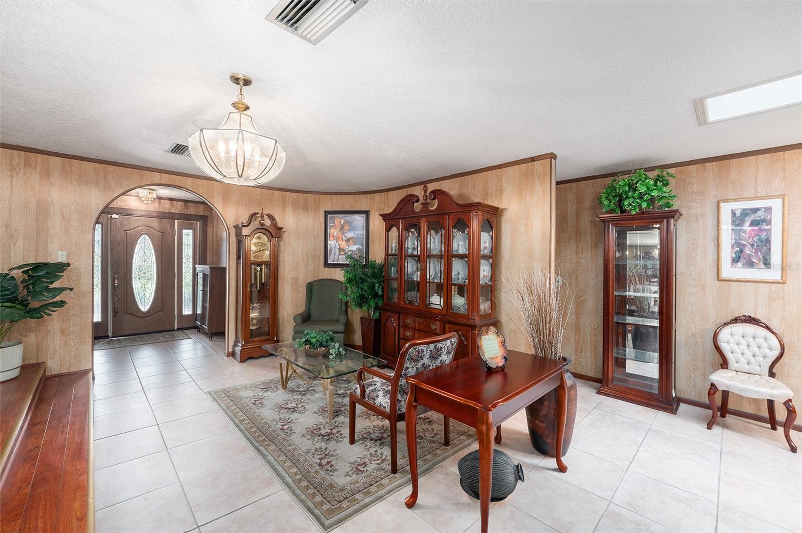 5105 45th, Tampa, FL 33610