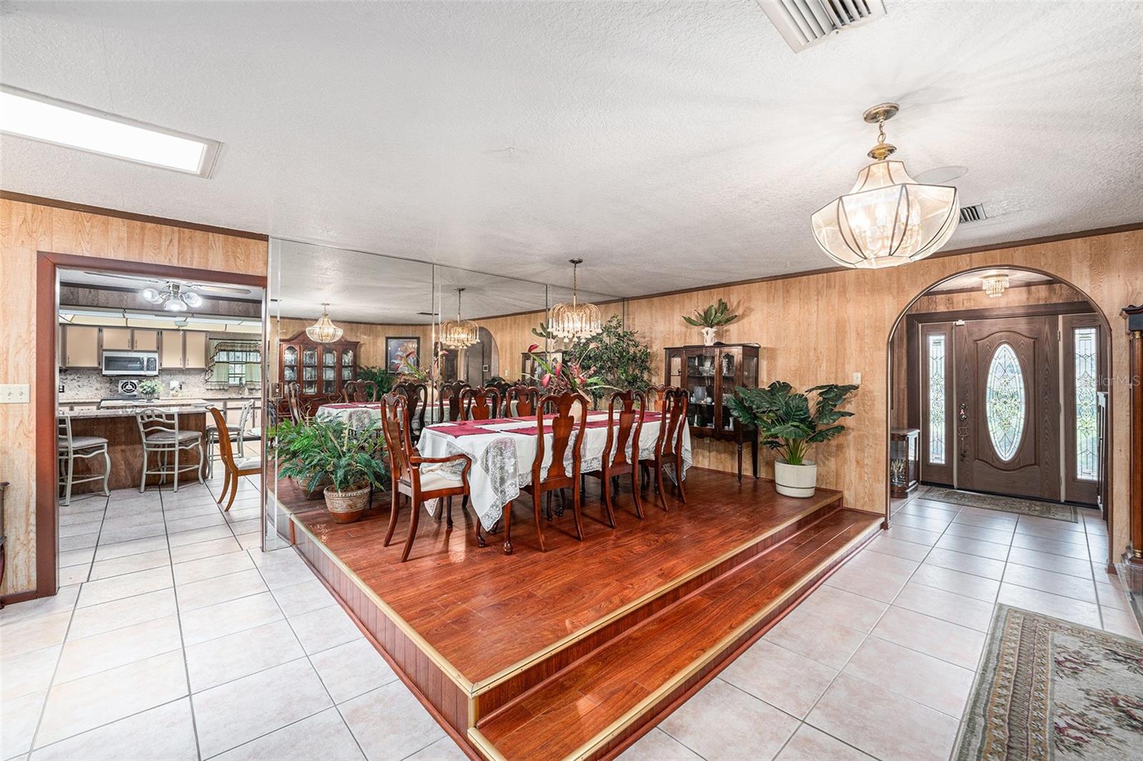 5105 45th, Tampa, FL 33610
