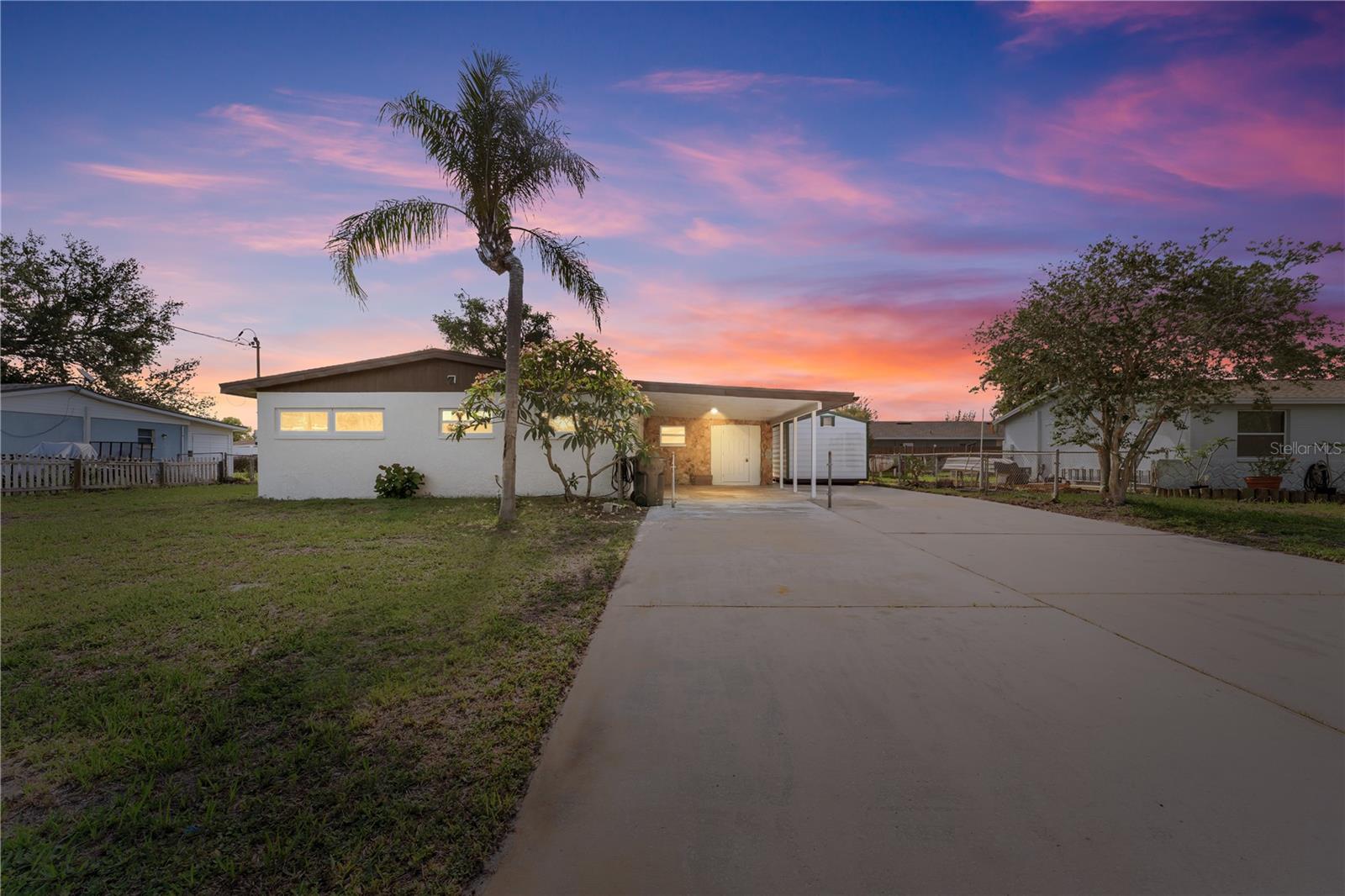 6221 Florida, Apollo Beach, FL 33572
