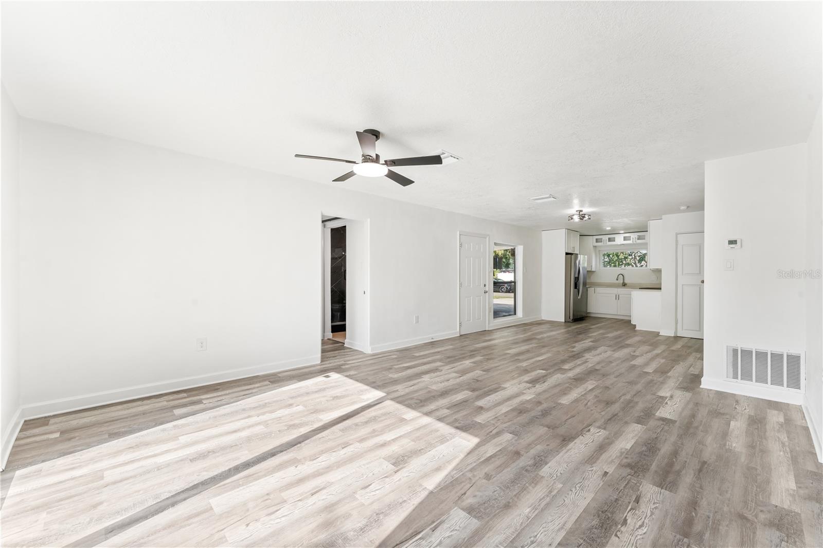 6221 Florida, Apollo Beach, FL 33572
