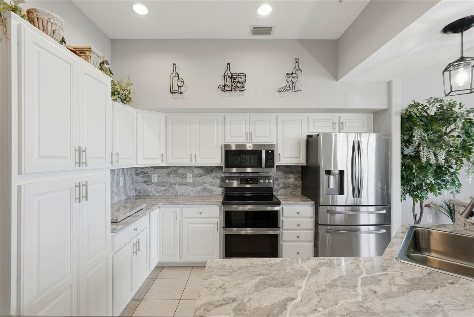200 Brightwater Unit 10, Clearwater Beach, FL 33767