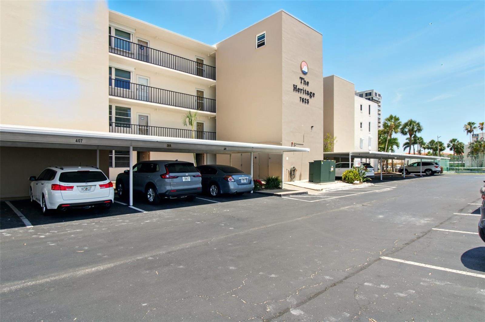 7625 Sun Island Unit 304, South Pasadena, FL 33707