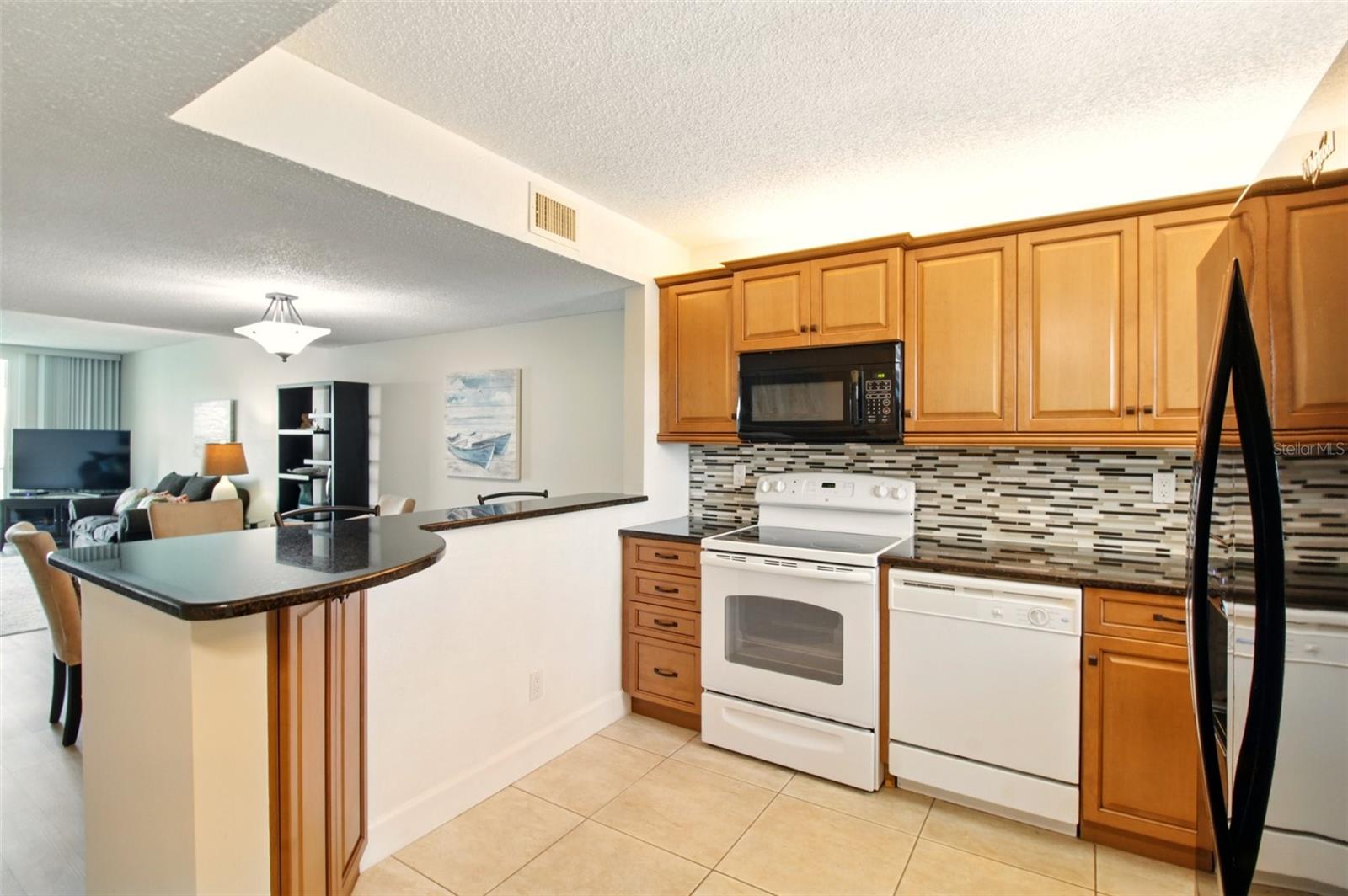 7625 Sun Island Unit 304, South Pasadena, FL 33707