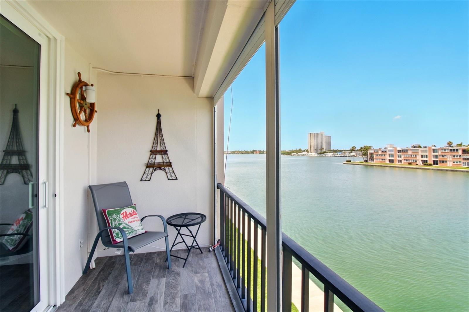 7625 Sun Island Unit 304, South Pasadena, FL 33707