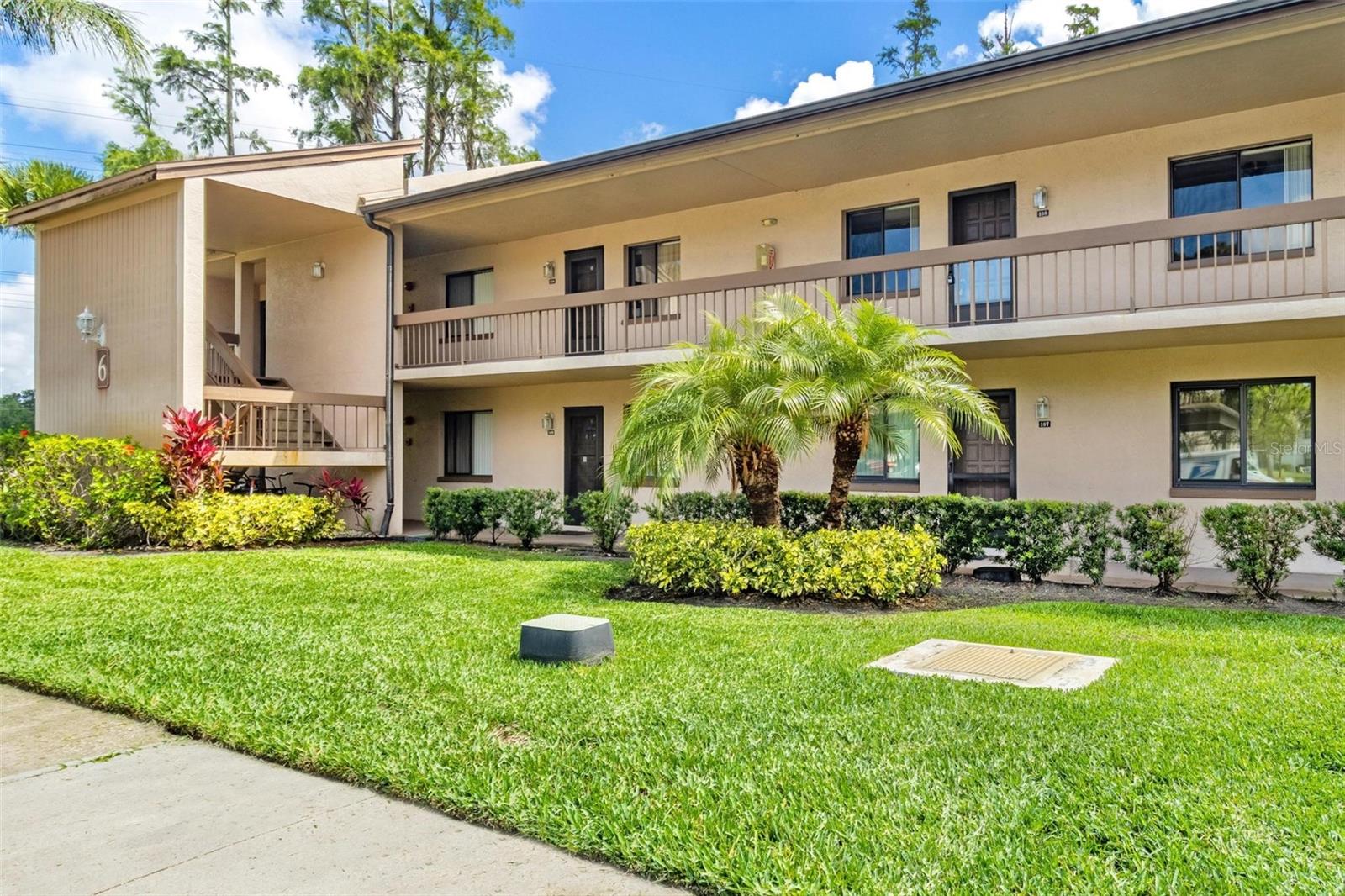 108 Woodlands Unit 108, Oldsmar, FL 34677