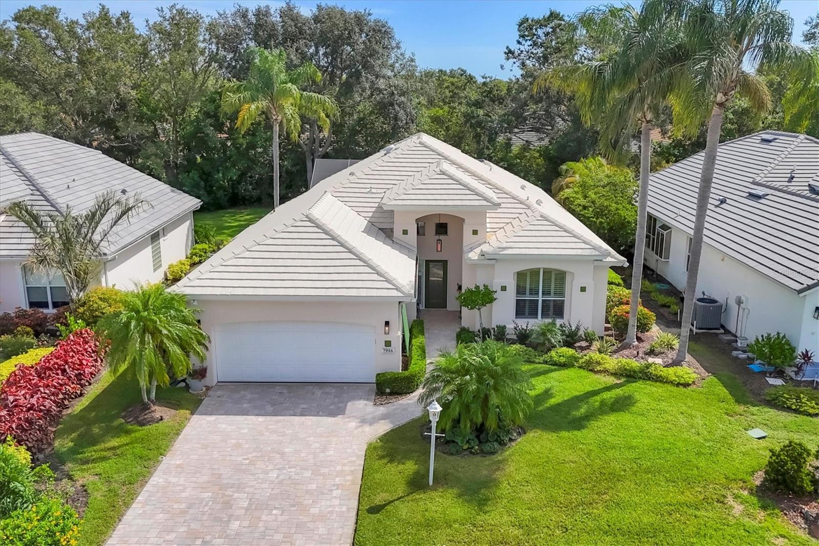 7916 Hampton, University Park, FL 34201