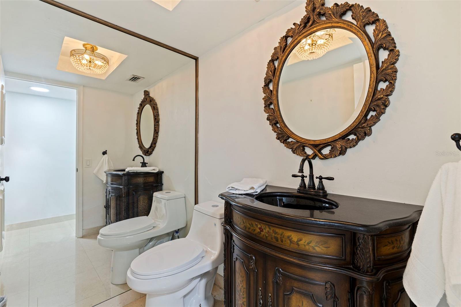 5700 Mariner Unit 702 & 703, Tampa, FL 33609